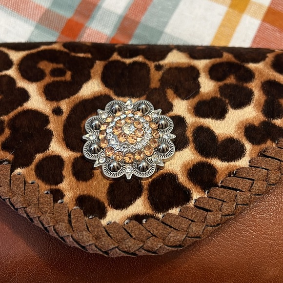 Montana west leather crossbody - Picture 4 of 5